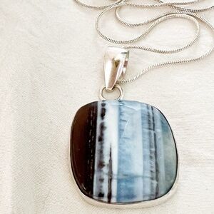 925 sterling silver Owyhee Blue Opal Stone Pendant Necklace Rope Womens Jewelry